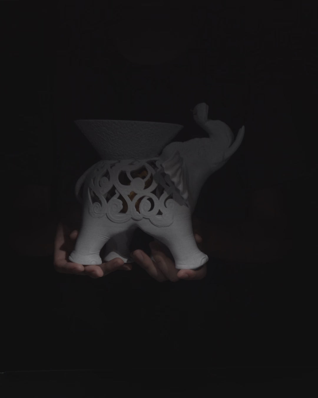 Wise old elephant Incense holder